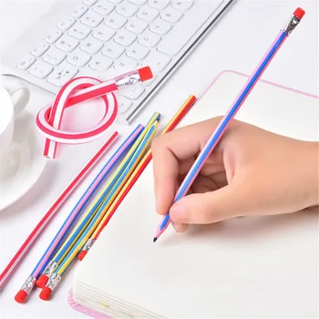 5Pcs Aleatório Criativo Suave Lápis Colorido Bendy Flexível Lápis Com Borracha Estudante de Papelaria Escolar, material de Escritório Presentes