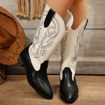 Novo Estilo de Sapatos de Senhoras Deslizamento de Mulheres Botas de cano Alto Pontiagudo Dedo do pé Quadrado de Sapatos de Salto Mulheres Modernas Bordar Senhoras Botas
