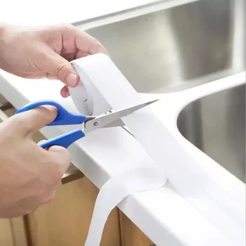 PVC Auto-Adesivo para o Chuveiro de casa de Banho Adesivo de Parede Acessórios de Cozinha Impermeável Inatacáveis Pia de Banho fita de Vedação Fita