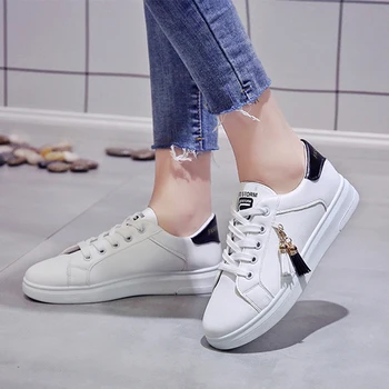 Mulheres Sapatas Ocasionais De Malha Branca Pequena De Sapatos De Verão Respirável Tênis Alunos Casual De Baixo-Superior Televisão Tênis Zapatillas Mujer